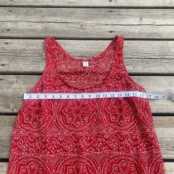 💛 Old Navy Red & White Patterned Tank Top - Size L/G - Picture 3 of 5